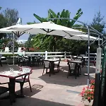 Carre Pau Airport