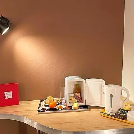 Carre Pau Airport Hotell Serres-Castet